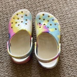 Kids size 10 tie dye Crocs